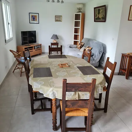 Holiday home La Maison De Choupette Fougerolles-Saint-Valbert